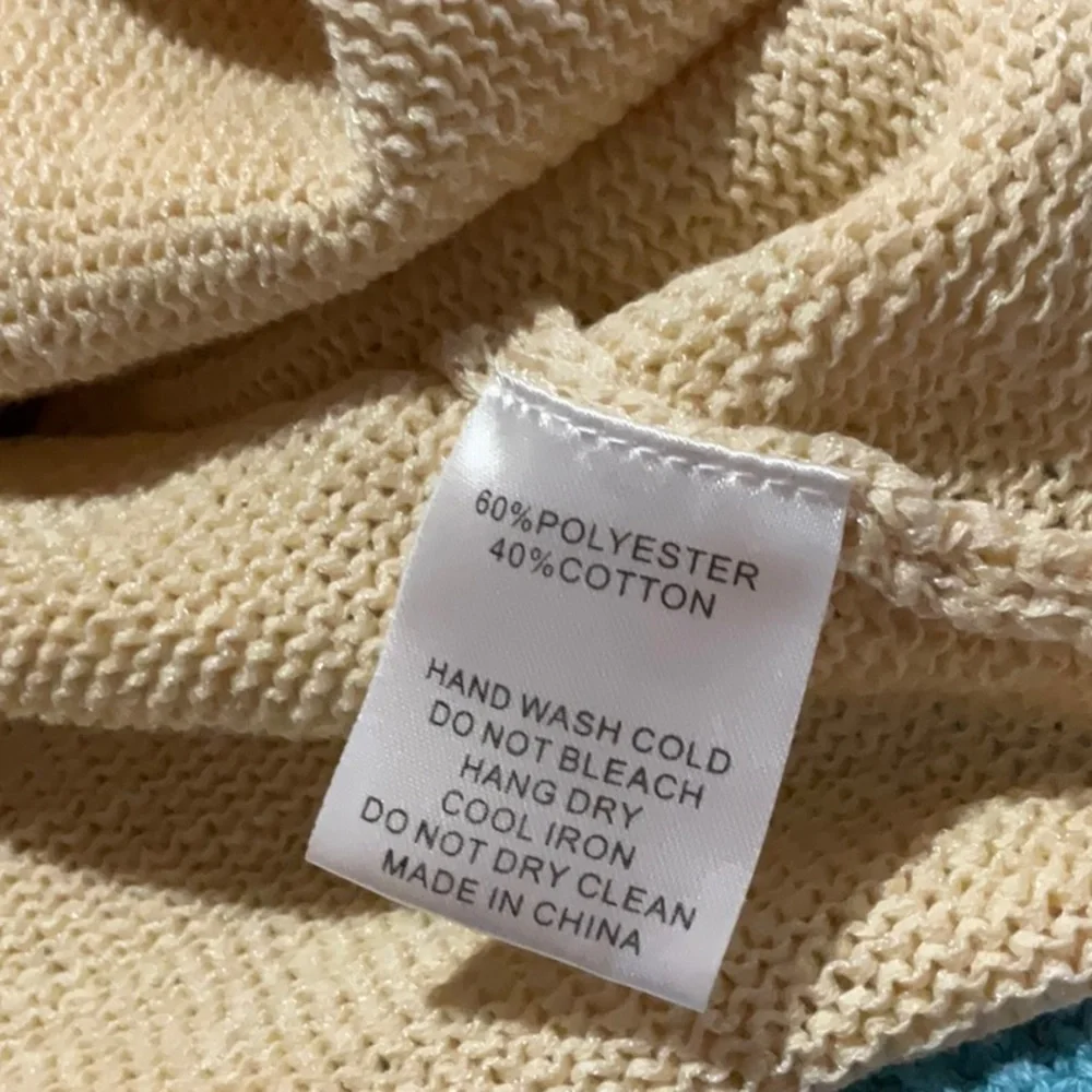 Mod Ref Wheat Colored Sweater - Picture 4 of 4